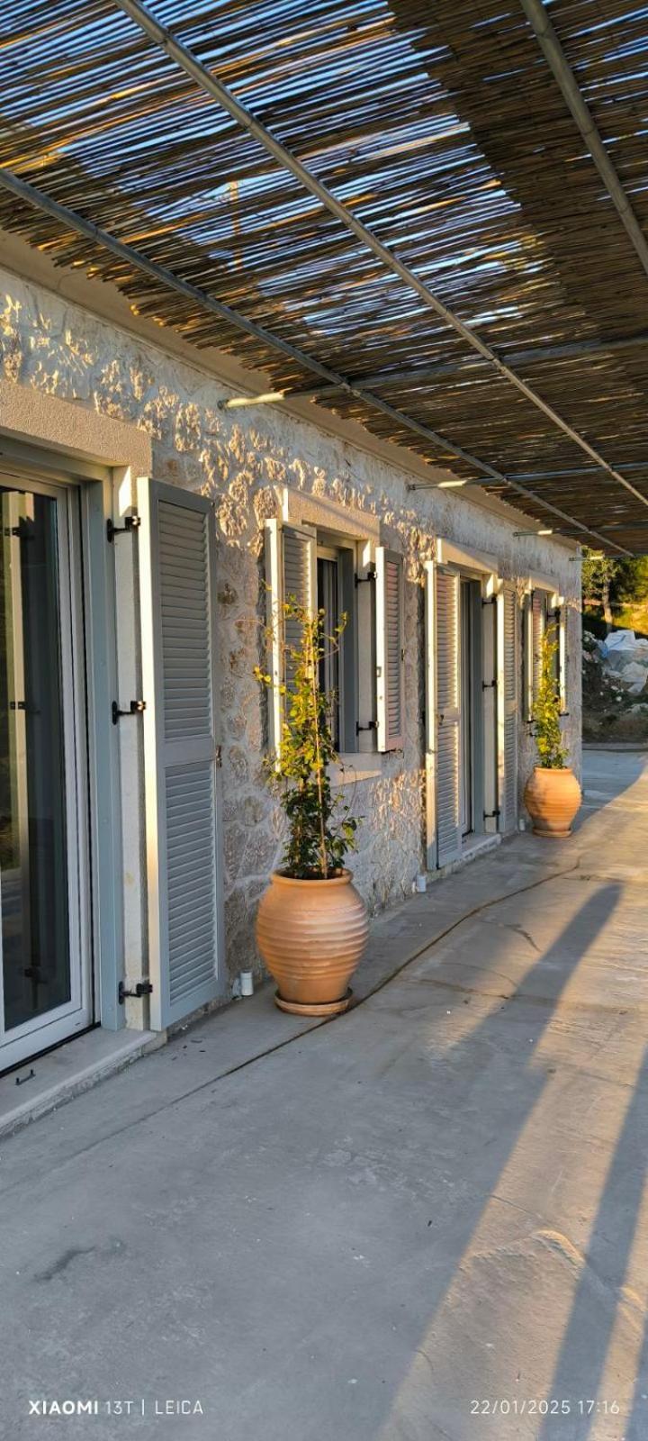 The Olive Yard Corfu Villa Karousádes